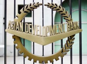 ADB Lowers Pakistan FY2027 Growth Forecast to 3.7%