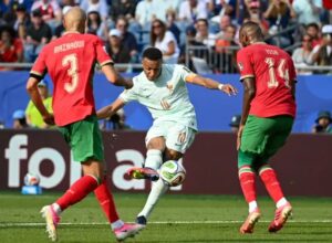 France Beats Morocco 2-0, Reaches World Cup Semi-Finals