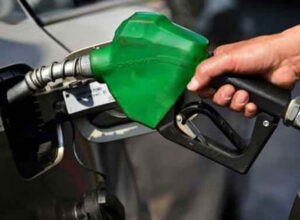 Fuel and Sugar Prices Drop in Pakistan Despite Rising Food Costs